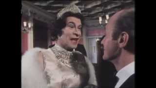 STANLEY BAXTER - THE DUCHESS OF BRENDAGH AT A GOLDEN GALA