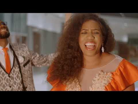 Guy Michel Kingue feat Ida Fobasso  - Viens on va célébrer - Official vidéo by Blade77films