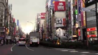 3-11 Japan earthquake moment in Shinjuku, Tokyo