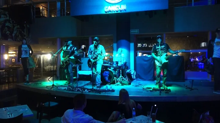 Brendan ROCKS out an ACDC tune in Cancun with THE ...