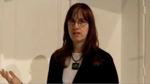 Video Interview with Lauren Helpern, Set Designer of 4000 MILES