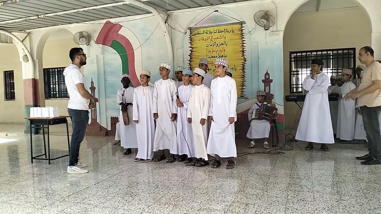 احتفالية مدرسة إبن رشد بالمولد النبوي الشريف