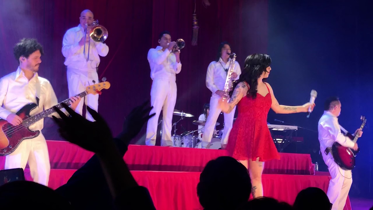 Mon Laferte en Puebla (Full HD) - Flor de Amapola / 2 de Marzo 2019