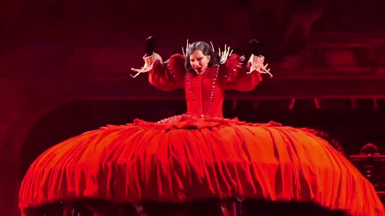 Lady Gaga - The Mayhem Ball Night 1 - Bloody Mary - Live At Kia