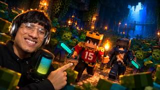 WE BARELY ESCAPED THIS ZOMBIE DUNGEON… 😱 | Minecraft screenshot 5
