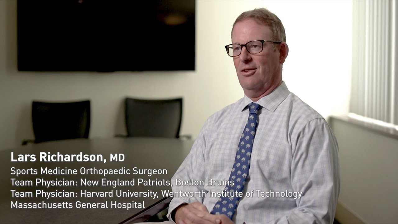 Meet Dr. Lars Richardson, a sports medicine orthopaedic surgeon at ...