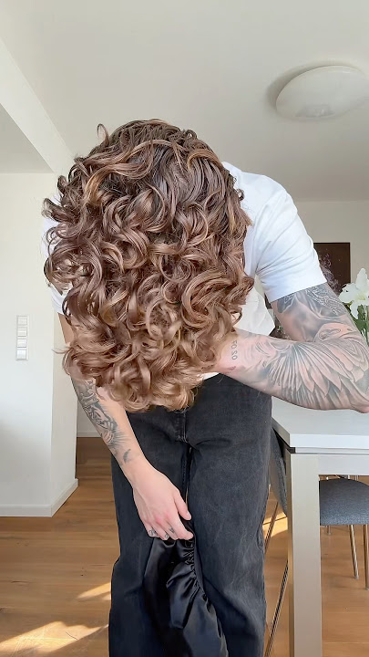 Don’t we all want these results 👀🥰 Hydrating Curl Cream & Curl Defining Gel #curls #curlyhair #fyp