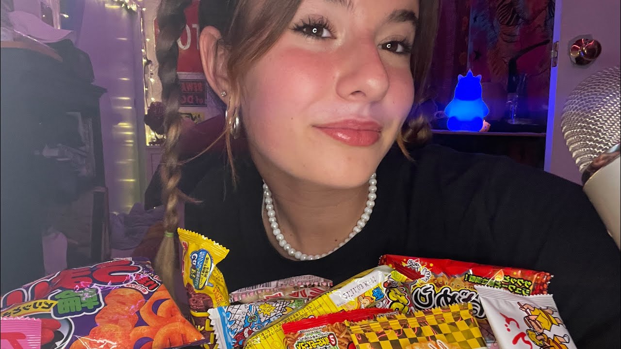 [ASMR] EATING JAPANESE SNACKS