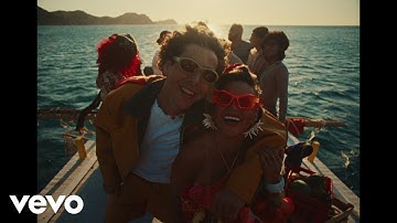 Bomba Estéreo, Rawayana, ASTROPICAL - Me Pasa (Piscis) (Official Video)