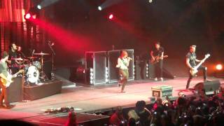 Paramore - Intro & Ignorance (Honda civic tour: San Diego)