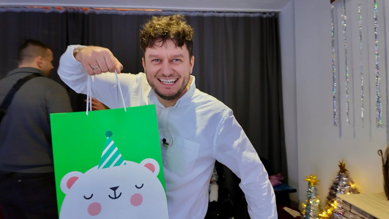 Святкування Різдва в Церкві - EE Family