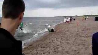 Ultimate frisbee beach layout catch part 2
