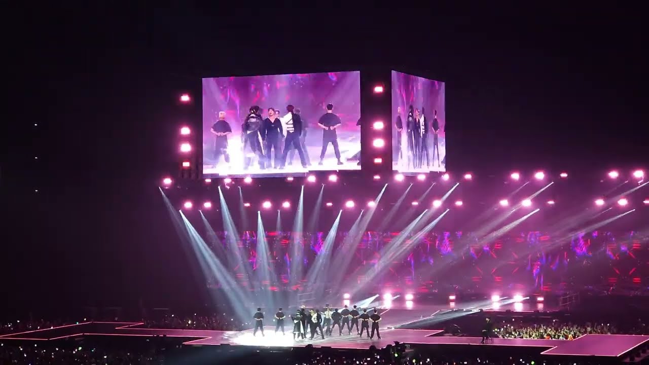 231015 - ATEEZ - Guerrilla | La Defense Arena | MCountdown in France