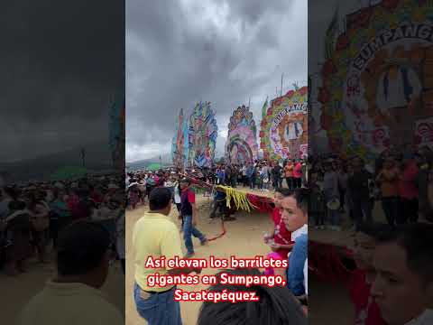 Tradición del 1 de noviembre, día de Todos los Santos, en Sumpango, Guatemala.