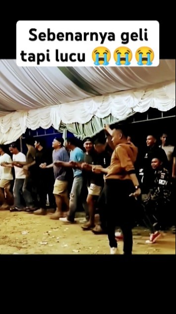 Jadi ga fokus sama biduan gara2 para waria kumpul #viralvideo #hiburan #shortsvideo