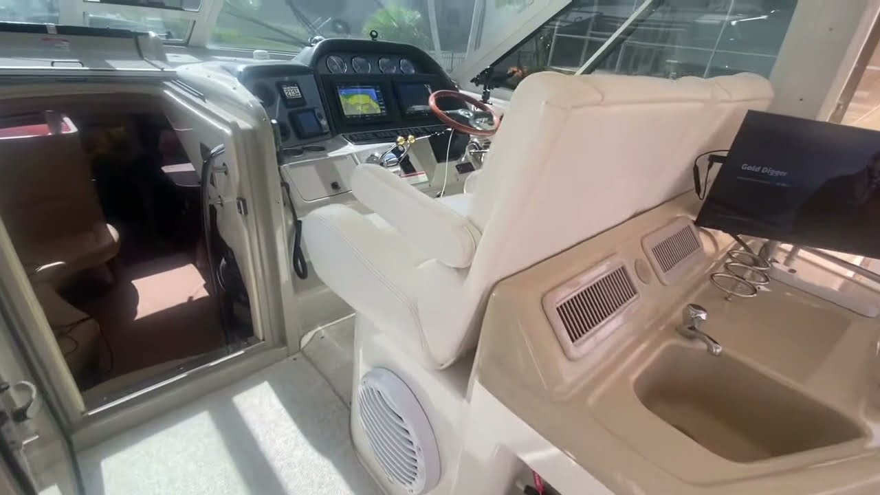 Walkthrough 2006 Sea Ray 40 Motor Yacht