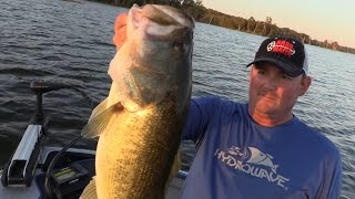 FOX Sports Outdoors SouthWEST #34 - 2016 Gibson County Lake Tennessee Bass Fishing