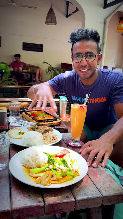 INSANE 🤯! What you get for $4 in Vietnam! (Da Nang)