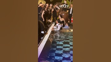 Bắt gặp S.T Sơn Thạch đỡ cho Lan Ngọc leo lên hồ bơi cực tình cảm, Song Luân bơ vơ