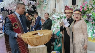 Download Lagu PART 2 | Ulaon Unjuk Yoshua Gurning \u0026 Ruth Siagian (Pesta Pernikahan Batak) Gd. Mulia 09.11.2025 MP3