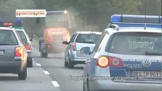 Polizeiverfolgung eines Radladers / police chases a slow construction vehicle