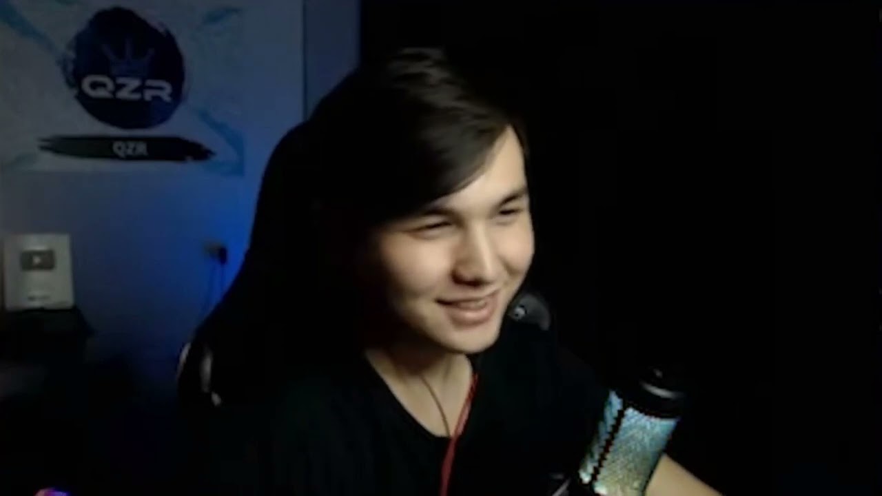 Ашулы Дамир😎😯KING UMP FF? 😀