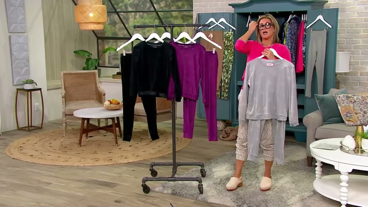 Juicy Couture Velvet Fleece Embossed Pajama Set on QVC