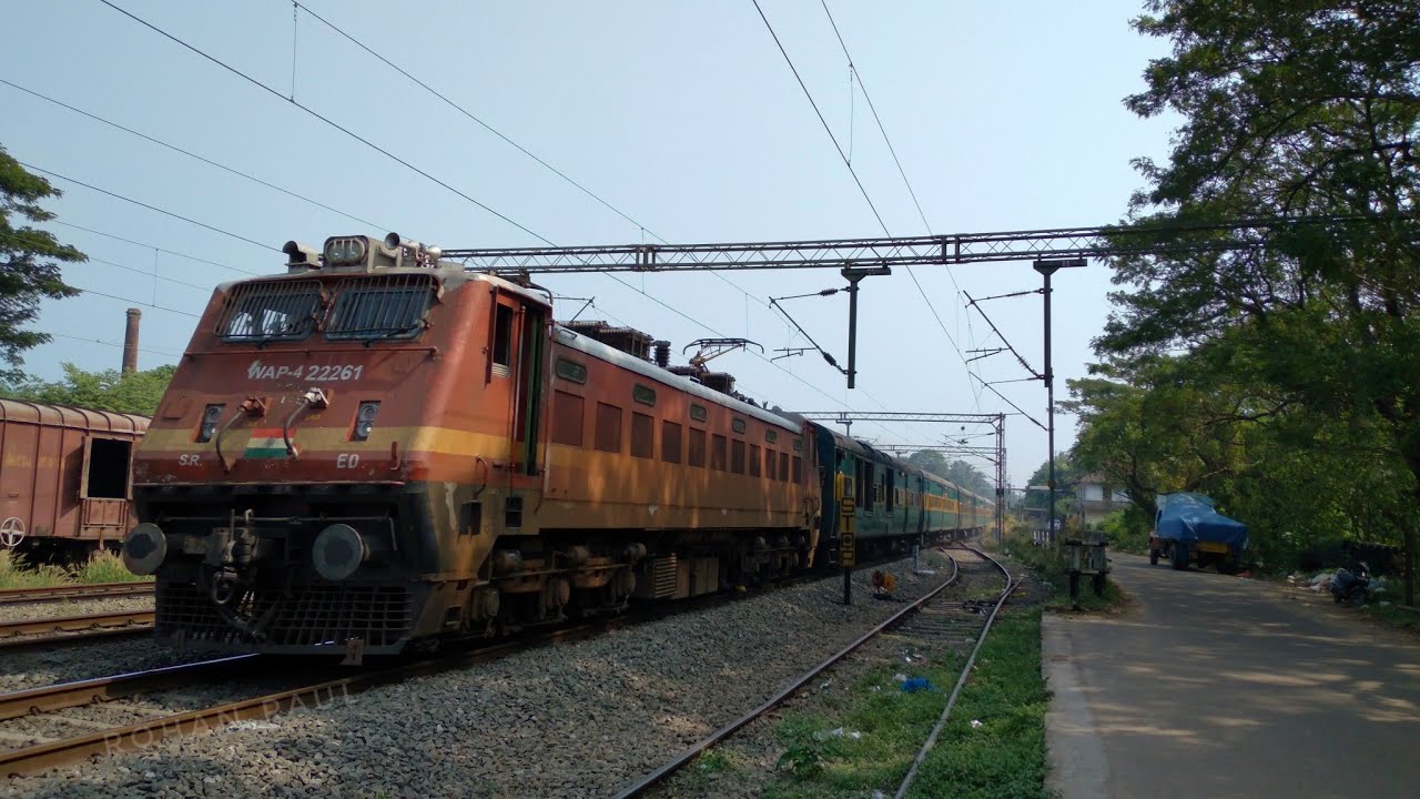[2 in 1] 12202 Kochuveli - Mumbai LTT Garib Rath Express, 12626 NDLS ...