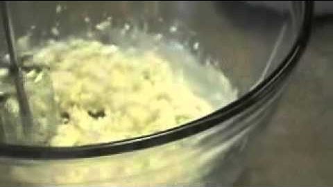 Root Beer Float Cupcakes #FDOM