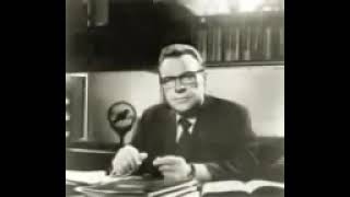 Earl Nightingale - The Strangest Secret - Conformity avoid it! Think for yourselves! Think Positive!