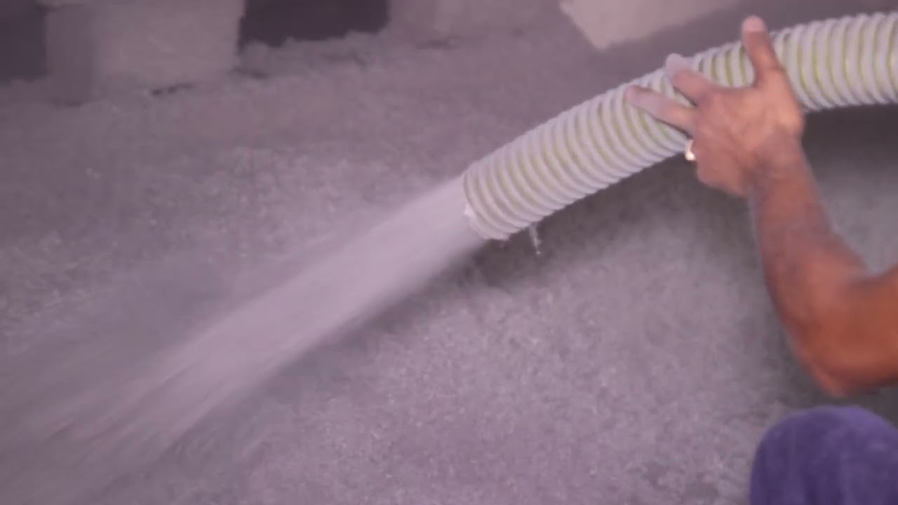 INSUFFLAGGIO - Isolamento del sottotetto con fibra di cellulosa