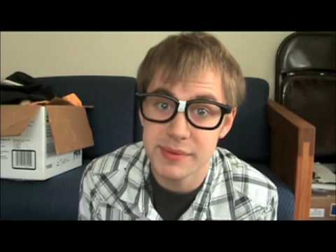 TIK TOK - Ke$ha PARODY: Nerd by Travi$