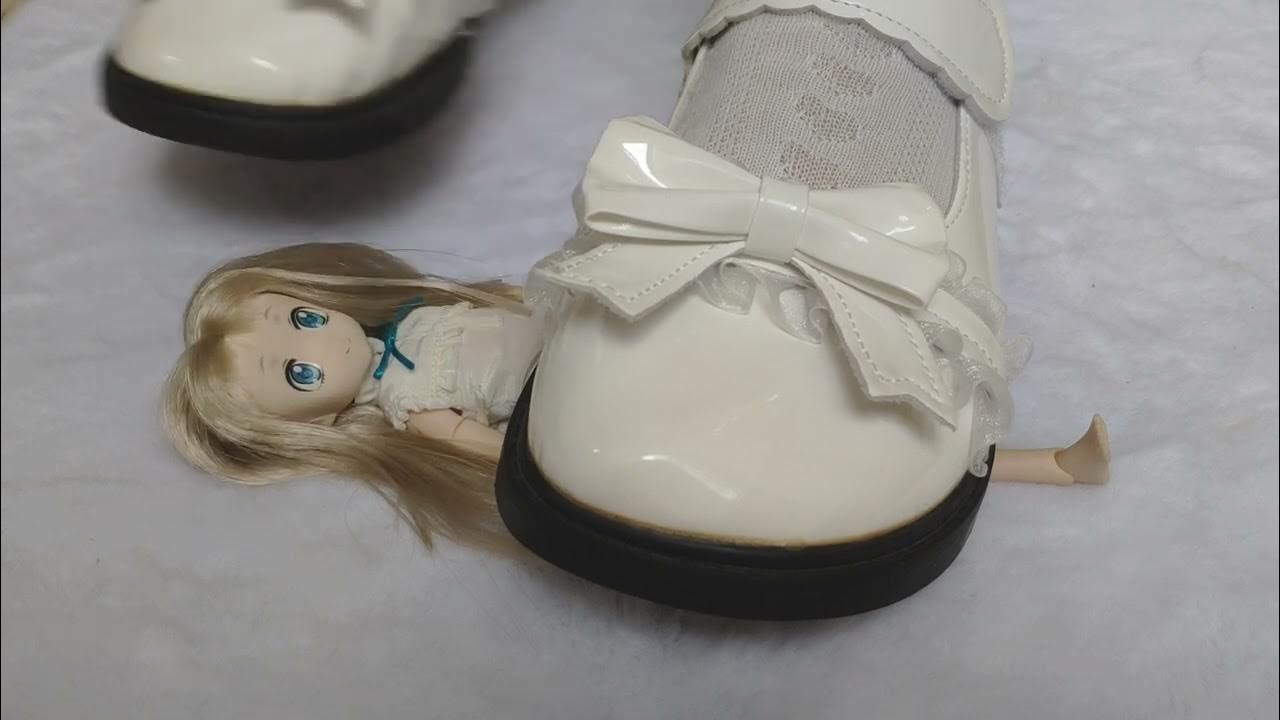 crushing-doll-trample-doll-youtube
