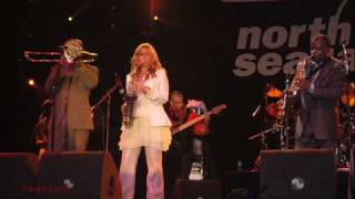 Video thumbnail of "Candy Dulfer & Maceo Parker - Addictive Love"
