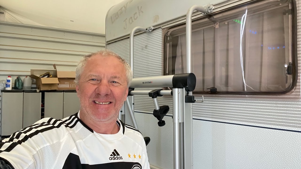 Elektrische BR-Systems Fahrradträger am Wohnmobil