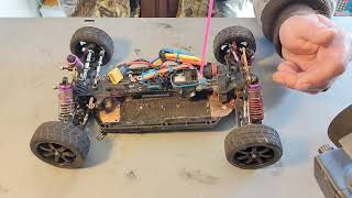 WL Toys 124019: the "BREAD BOX" gets new center drive and new diffs