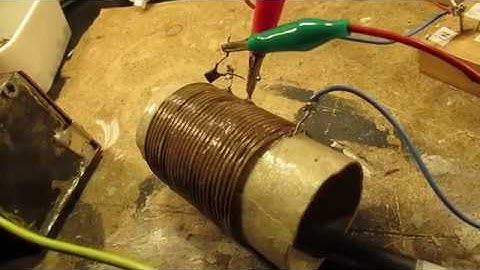 2 transistor too Simple SW radio:  the Regenerative principle and Q multipliying (demo & schematics)