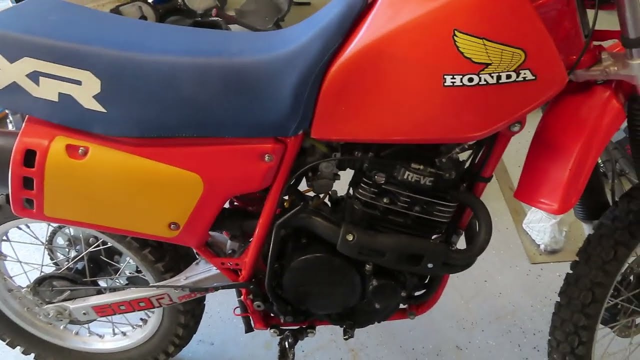 84 XR500 Oil Change - YouTube