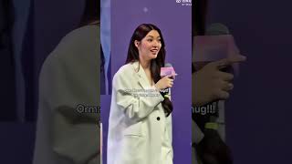 LDR feelings 🤭💜 I just know she’s thinking about someone back in Thailand to hug already🤭#lingorm