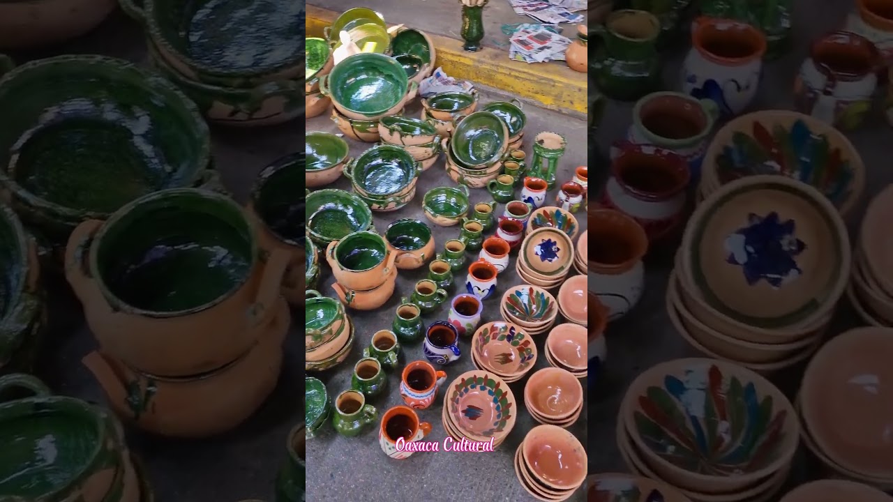 Cazuelas, ollas, jarros. Una gran variedad de artesanías de barro. 🤩😍#Zimatlán #Oaxaca #consumelocal