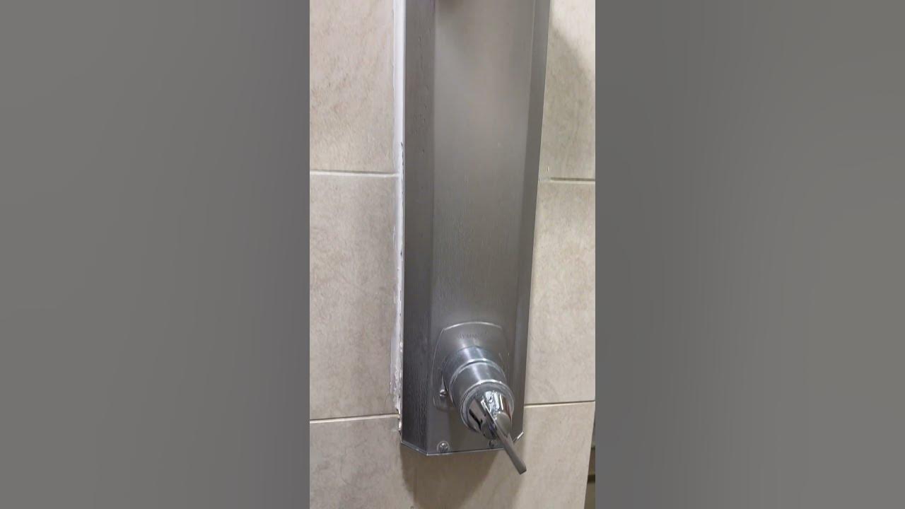 INSIDE THE PILOT SHOWER ROOM DAY IN THE LIFE OF A TRUCKERS WIFE