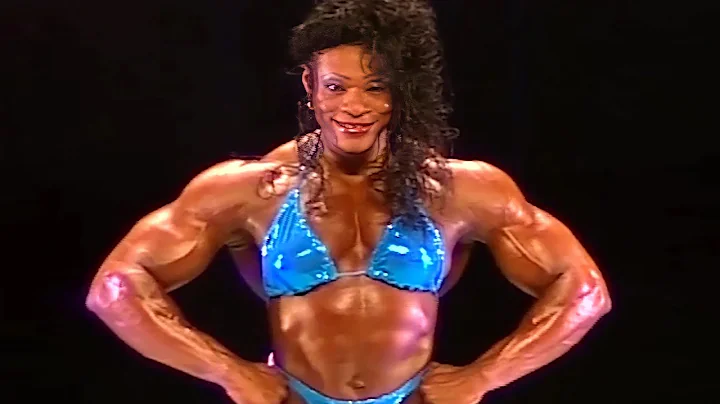 Lesa Lewis | Towering Size