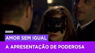 Poderosa apresenta-se e causa furor no night club | Amor sem Igual