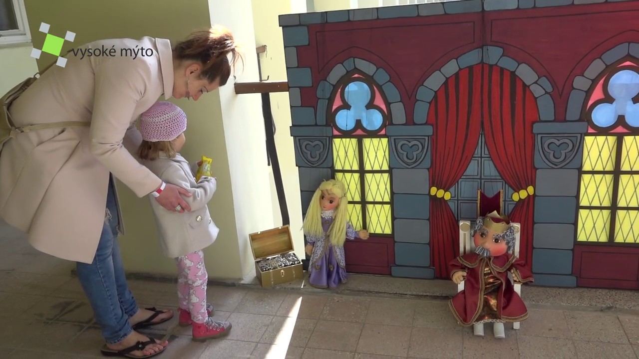 Vysoké Mýto / Loutkové divadlo Srdíčko oslavilo 20. narozeniny loutkářskou přehlídkou