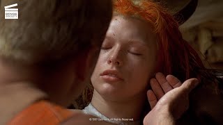 The Fifth Element: Korben & Leeloo first kiss (HD CLIP)