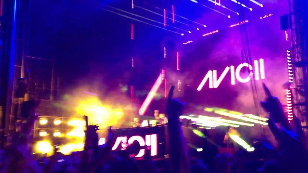 (HD) "Levels" Avicii Live Ultra Music Festival 2012 YouTube