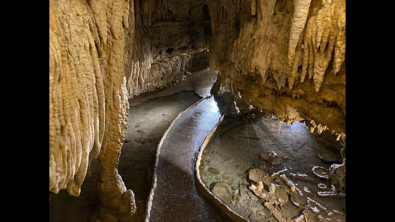 Cave of the Mounds, Blue Mounds, Wisconsin YouTube