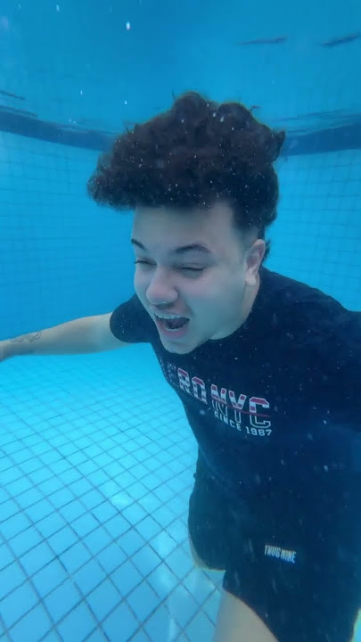 English or Spanish na PISCINA💧