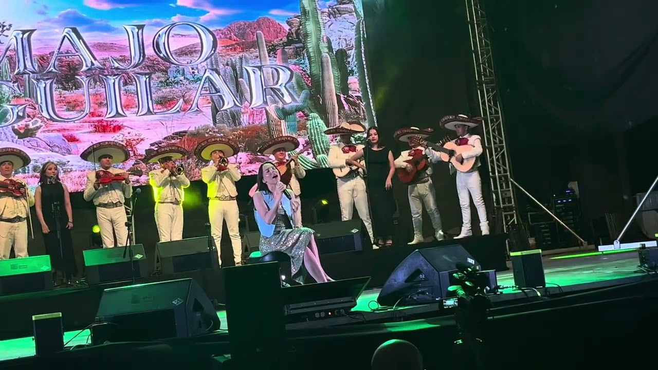 Majo Aguilar -cucurrucu Paloma-Expo feria Saltillo 2024