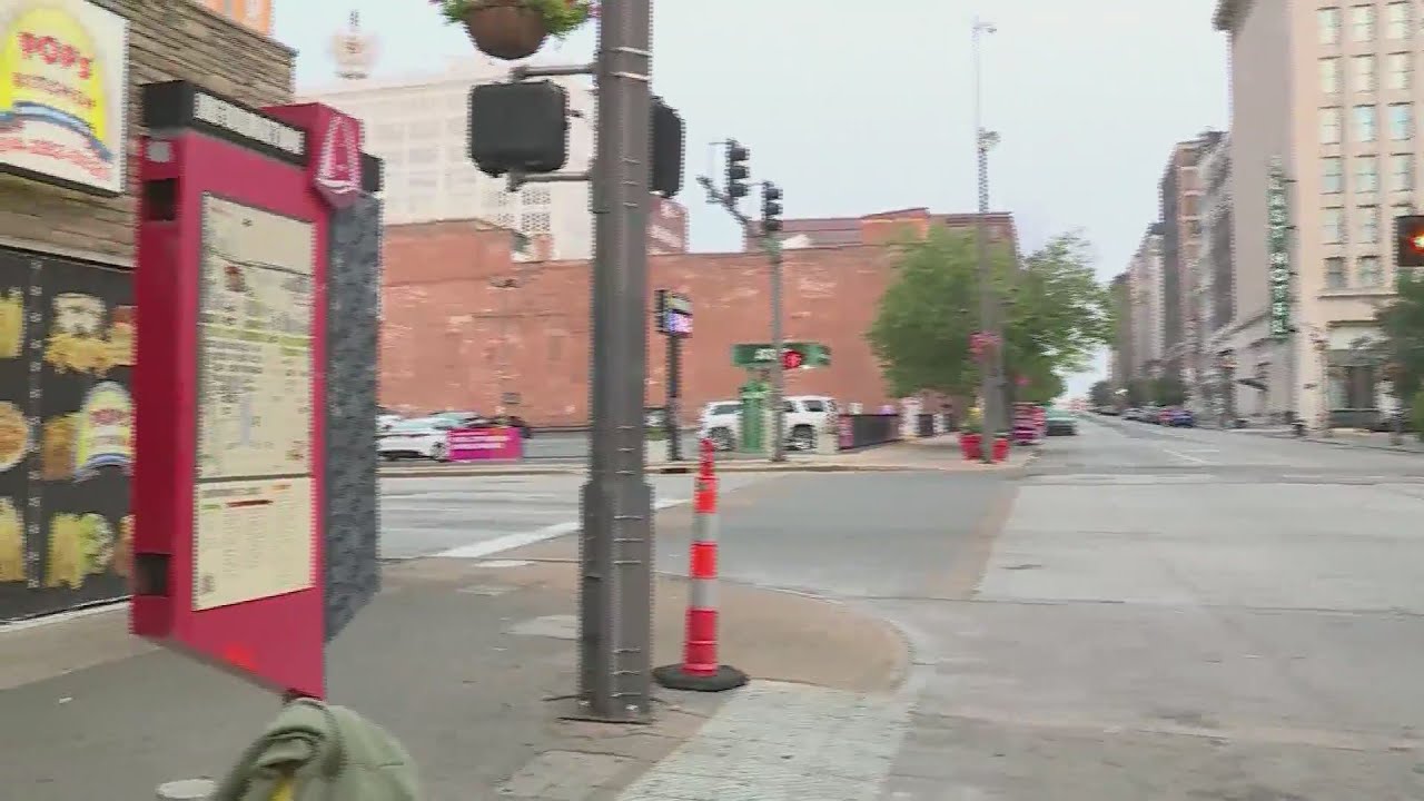 10 juveniles shot in downtown St. Louis, one victim dead YouTube